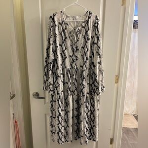 Black and White Snake Print Maxi Dress